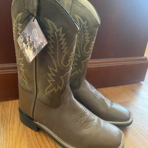 NWT Cowboy Boots Size 7